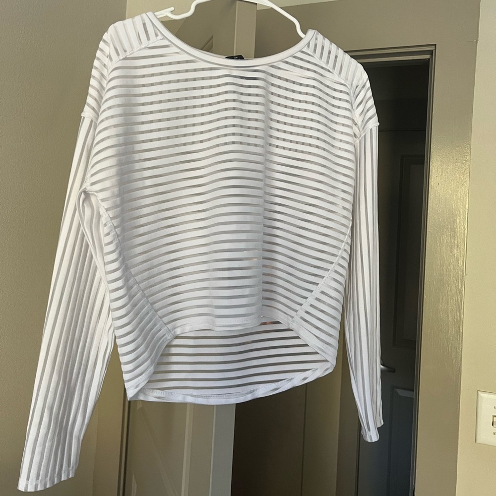 (S) Striped White Mesh Workout Top 
Askya
Perfect over a bra or workout set